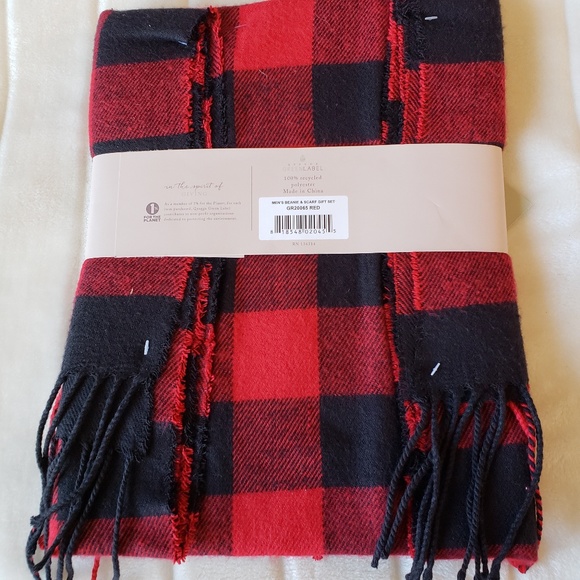 Reversible hat & plaid eternity scarf-NWT - Picture 4 of 4